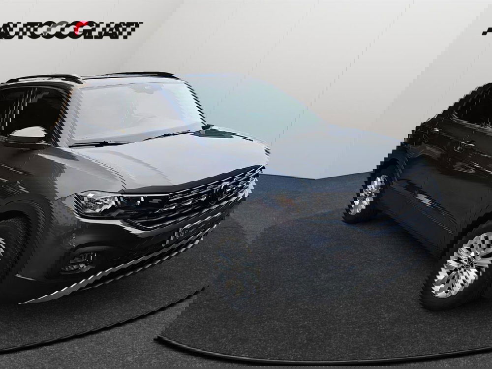 Volkswagen T-Cross usata a Lecco (3)