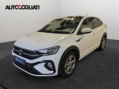 Volkswagen Taigo 1.0 TSI 110 CV R-Line del 2023 usata a Merate