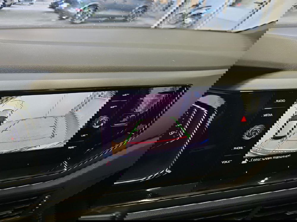 Volkswagen Taigo usata a Lecco (13)