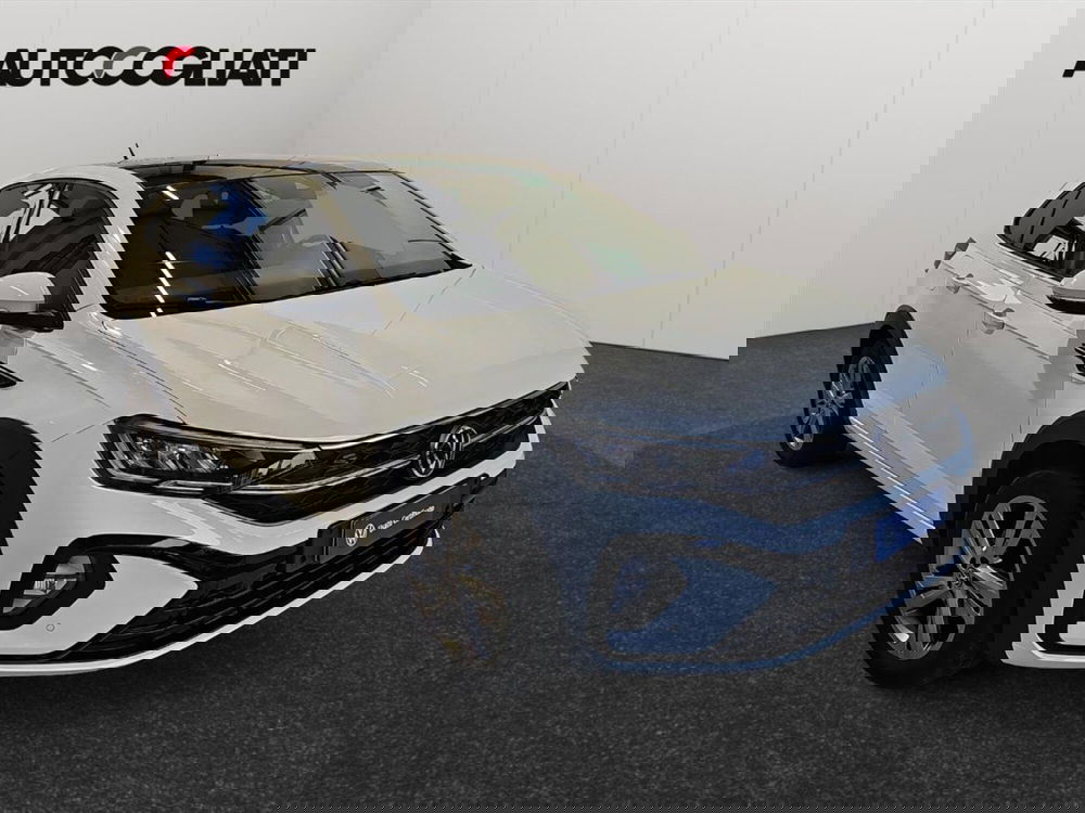 Volkswagen Taigo usata a Lecco (3)