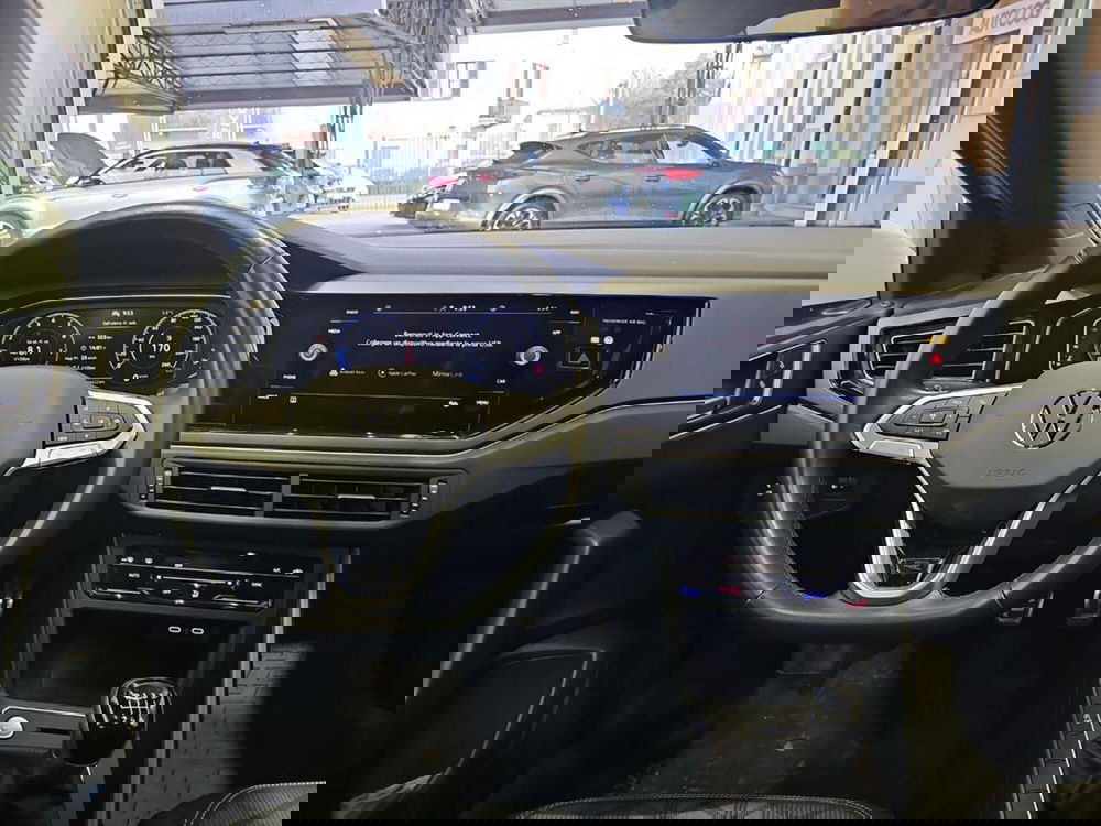 Volkswagen Taigo usata a Lecco (8)