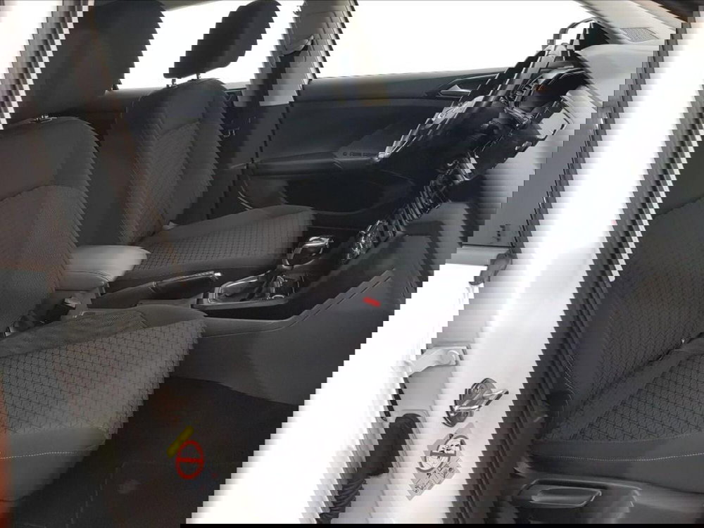 Volkswagen T-Cross usata a Lucca (11)