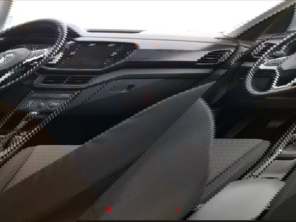 Volkswagen T-Cross usata a Lucca (13)