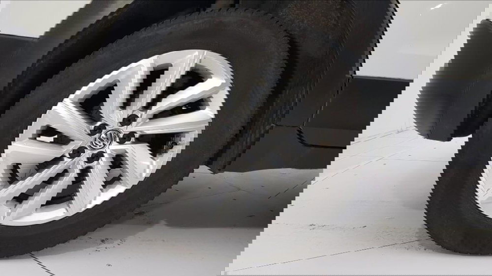 Volkswagen T-Cross usata a Lucca (9)