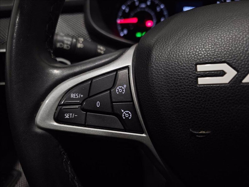 Dacia Jogger usata a Palermo (14)