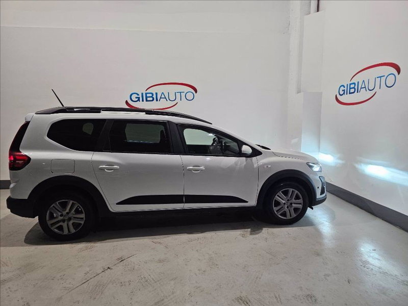 Dacia Jogger usata a Palermo (6)