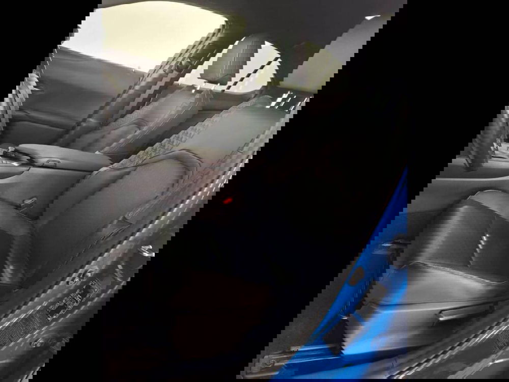 Lexus UX usata a Torino (14)