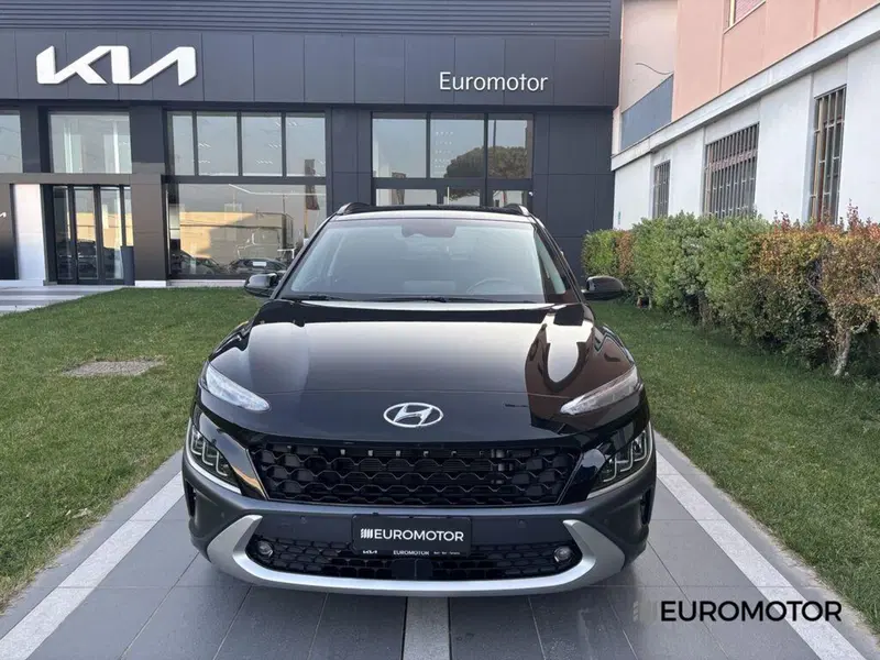 Hyundai Kona usata a Bari (2)