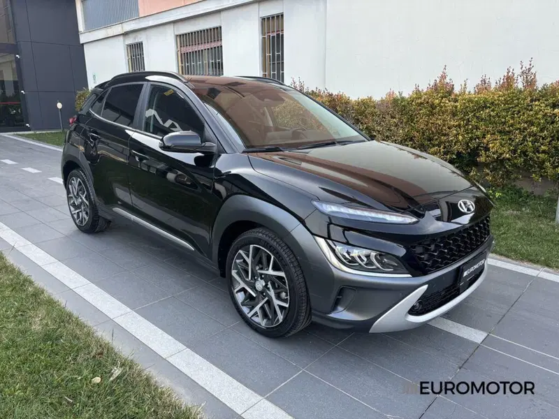 Hyundai Kona usata a Bari (3)