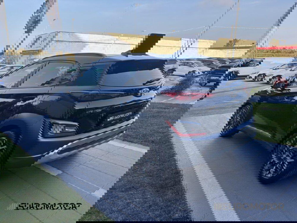 Hyundai Kona usata a Bari (7)