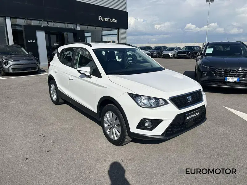 SEAT Arona usata a Bari (3)