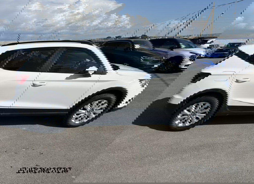 SEAT Arona usata a Bari (4)