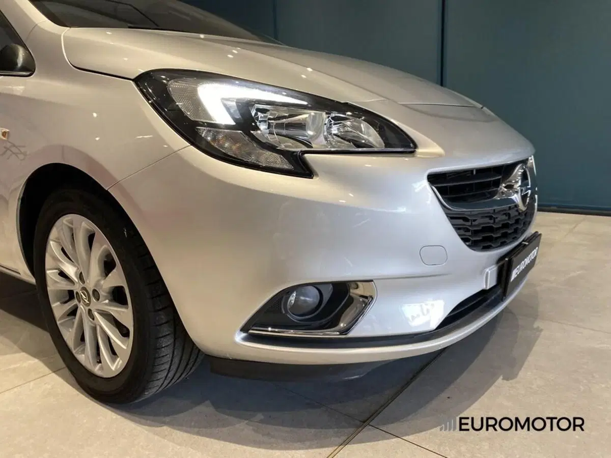 Opel Corsa usata a Bari (4)