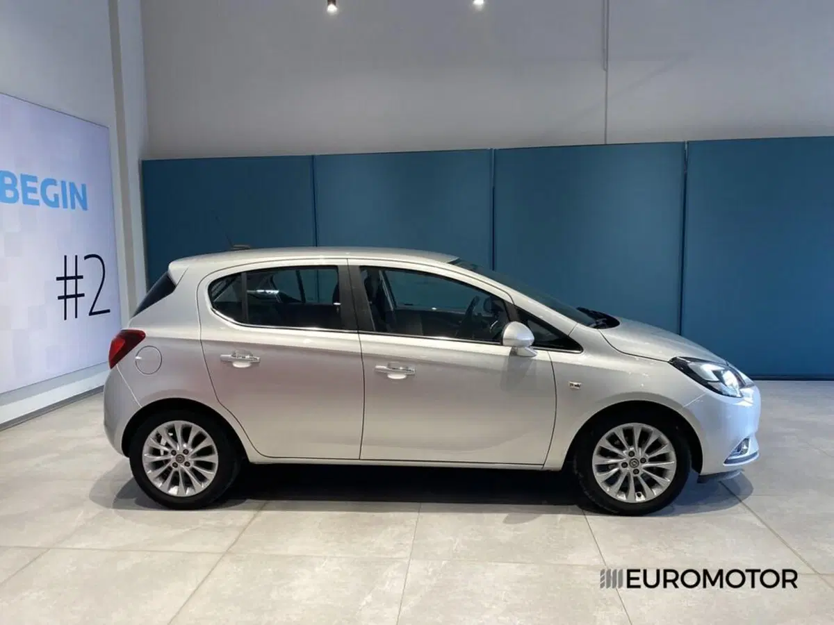 Opel Corsa usata a Bari (6)