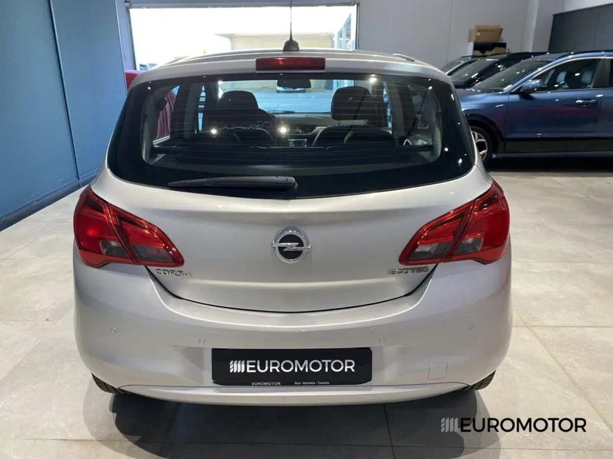 Opel Corsa usata a Bari (8)
