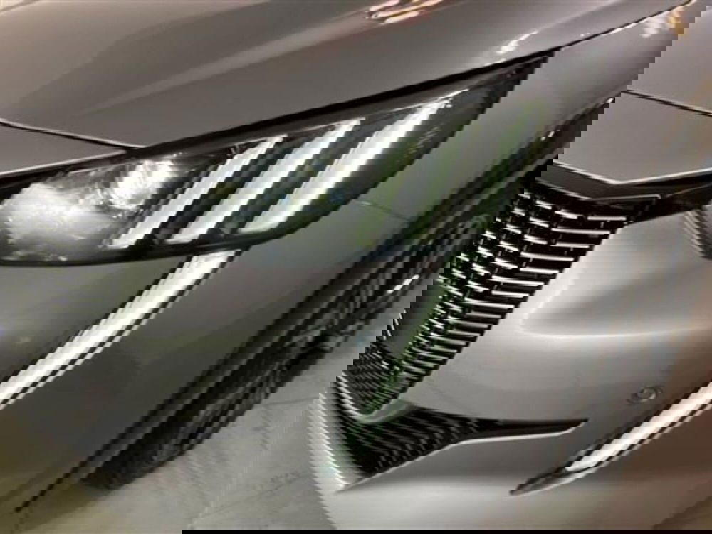 Peugeot 208 usata a Como (7)