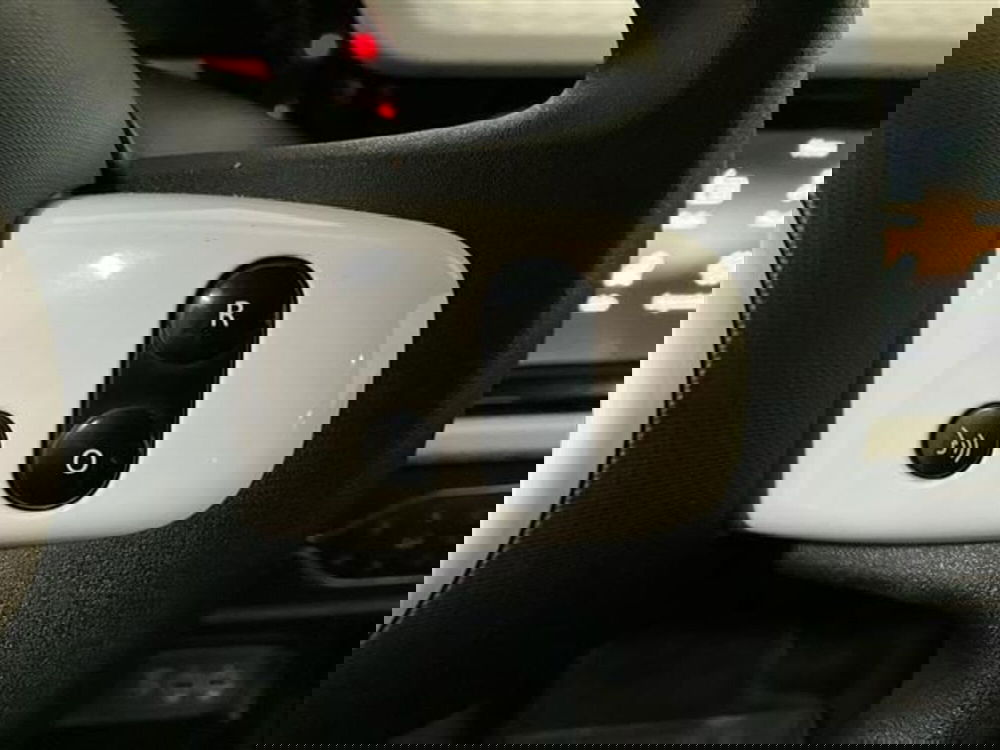 Renault Twingo usata a Como (18)