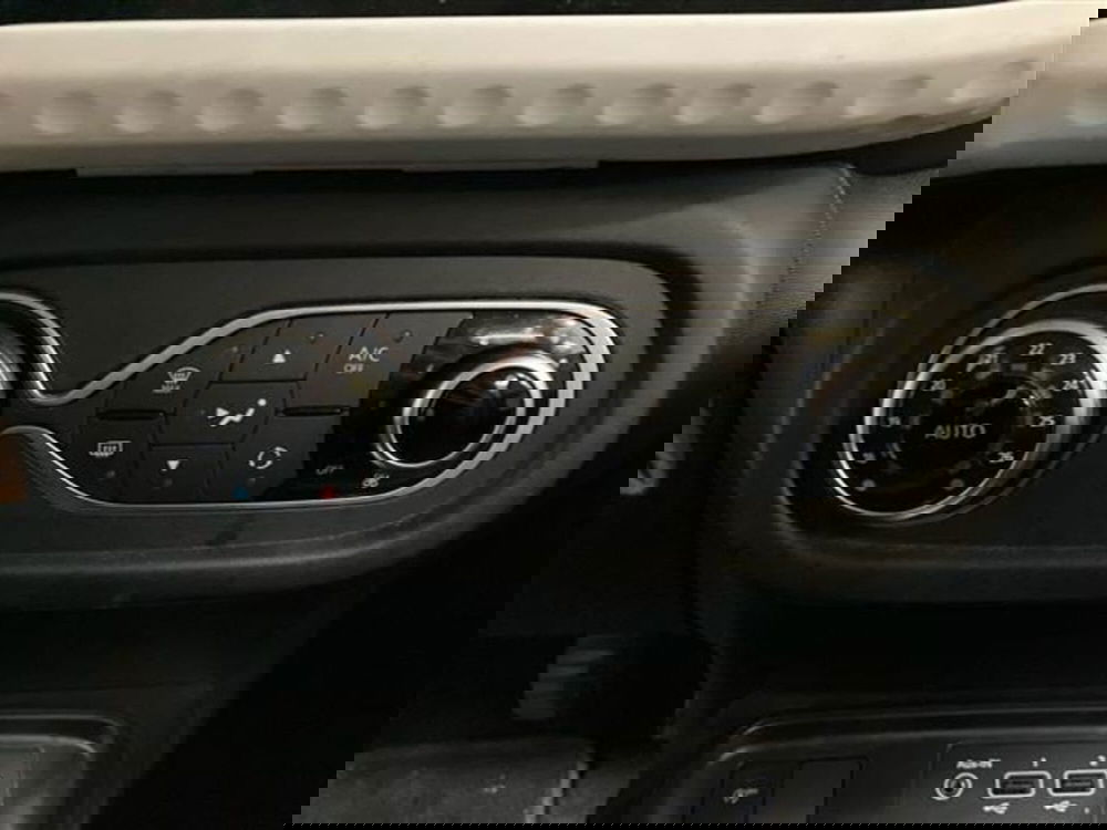 Renault Twingo usata a Como (20)