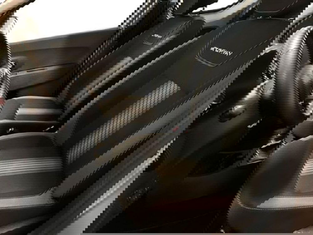 Dacia Dokker usata a Como (10)