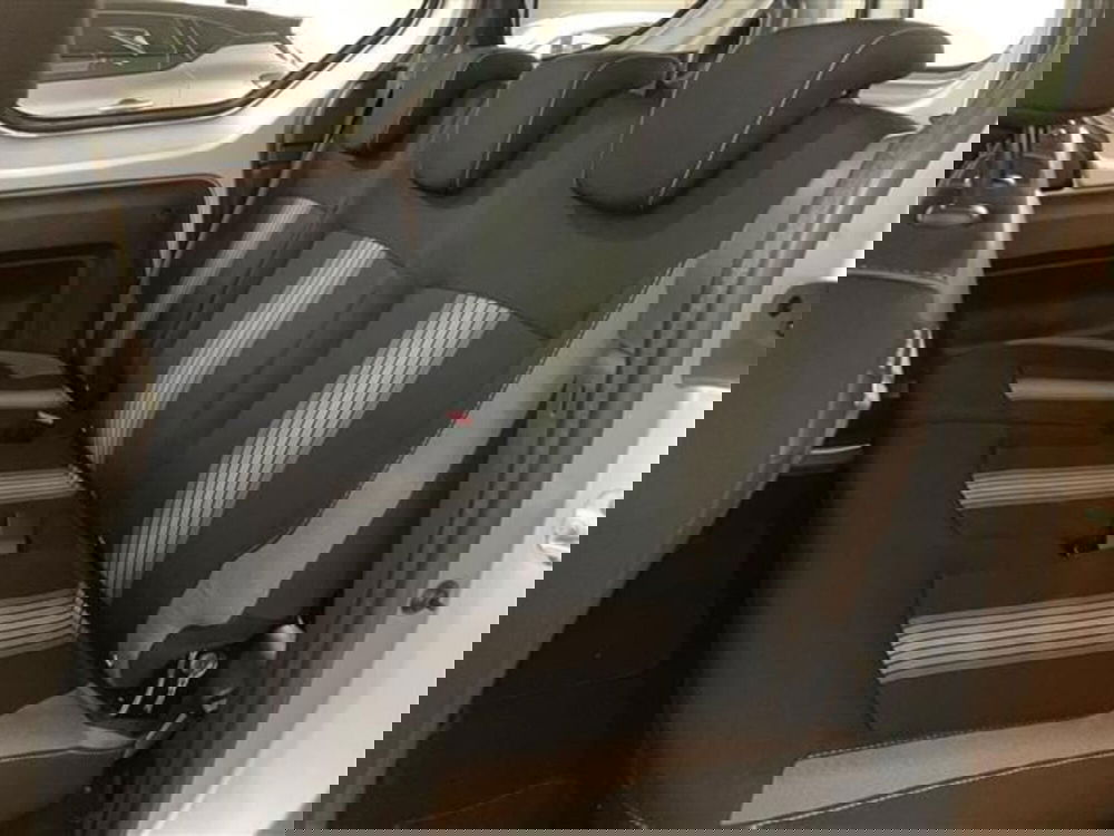 Dacia Dokker usata a Como (12)