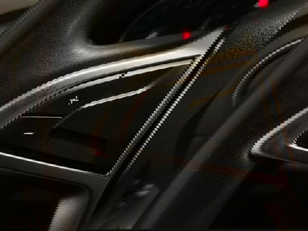 Dacia Dokker usata a Como (17)