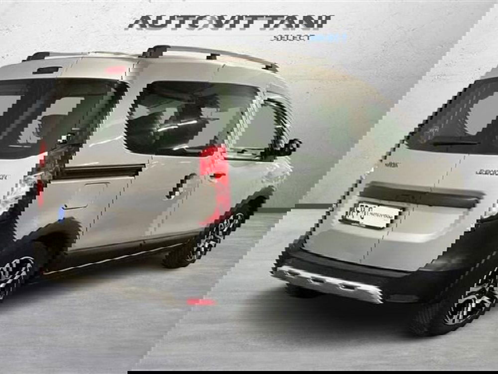 Dacia Dokker usata a Como (3)