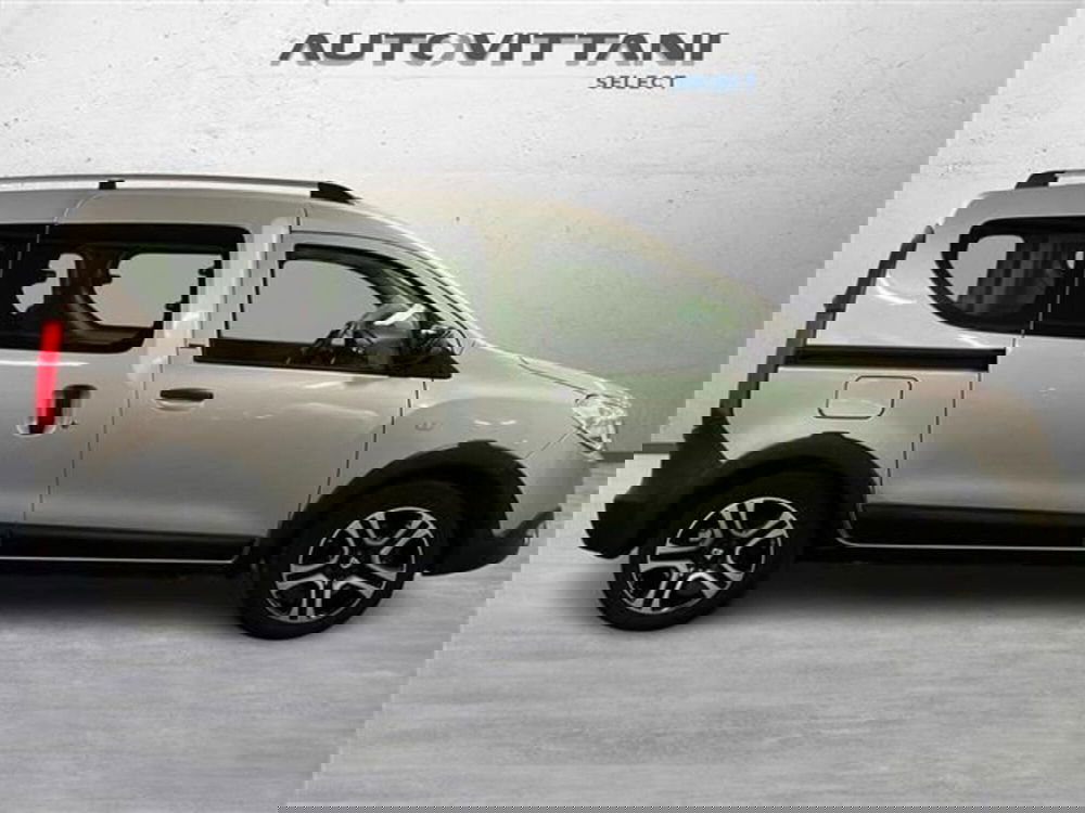 Dacia Dokker usata a Como (5)