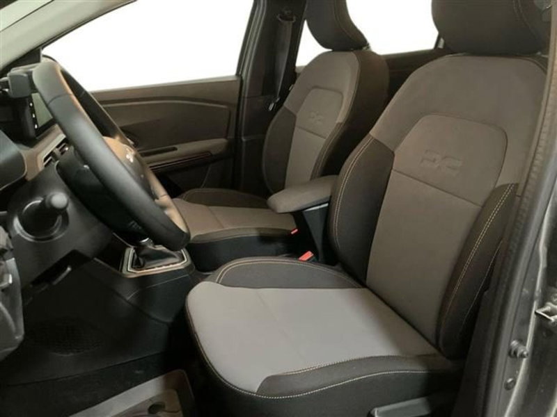 Dacia Jogger nuova a Como (10)