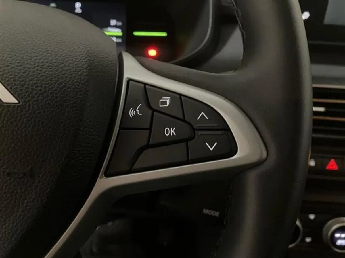 Dacia Jogger nuova a Como (18)