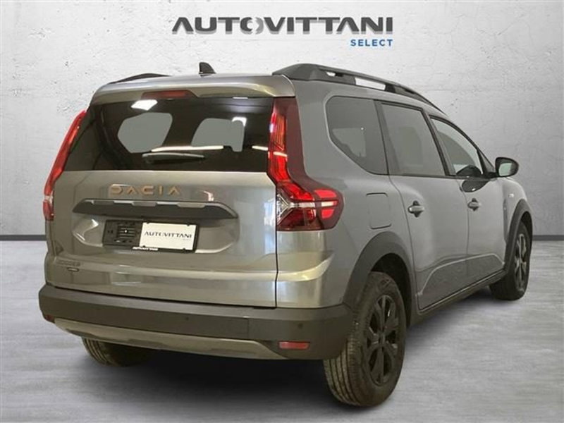 Dacia Jogger nuova a Como (3)