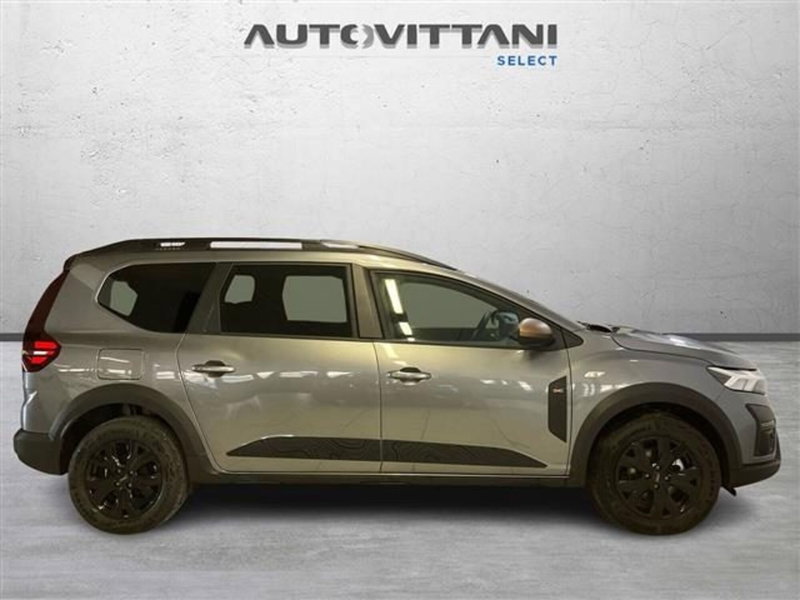 Dacia Jogger nuova a Como (5)
