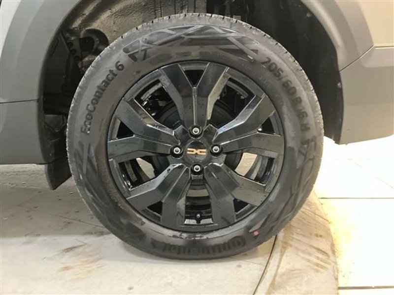 Dacia Jogger nuova a Como (6)