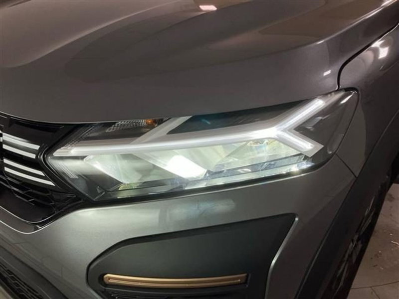 Dacia Jogger nuova a Como (7)