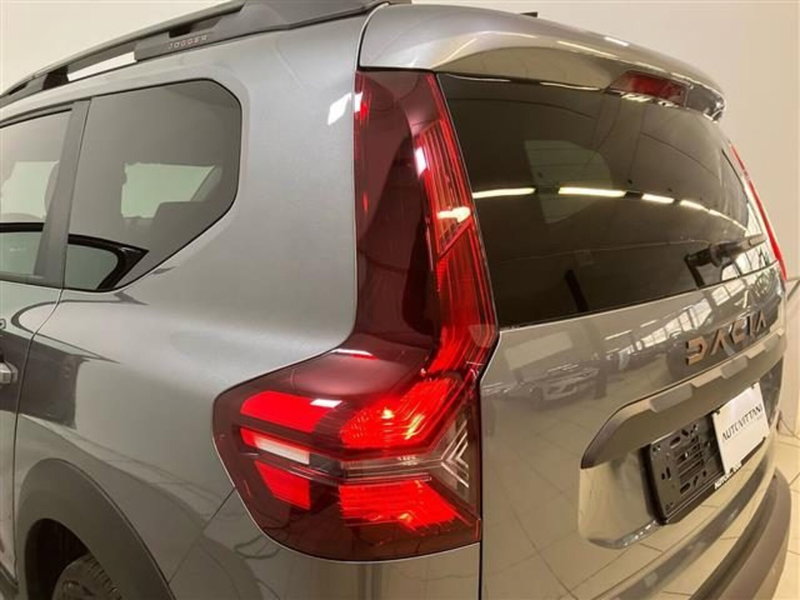 Dacia Jogger nuova a Como (8)