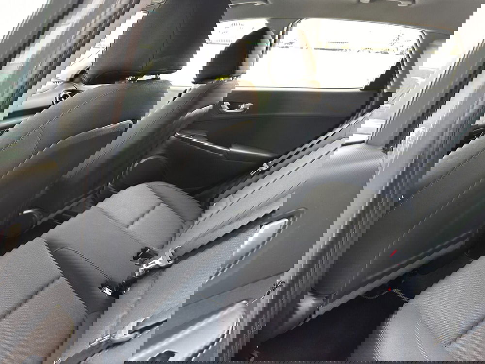 Hyundai Kona usata a Frosinone (6)