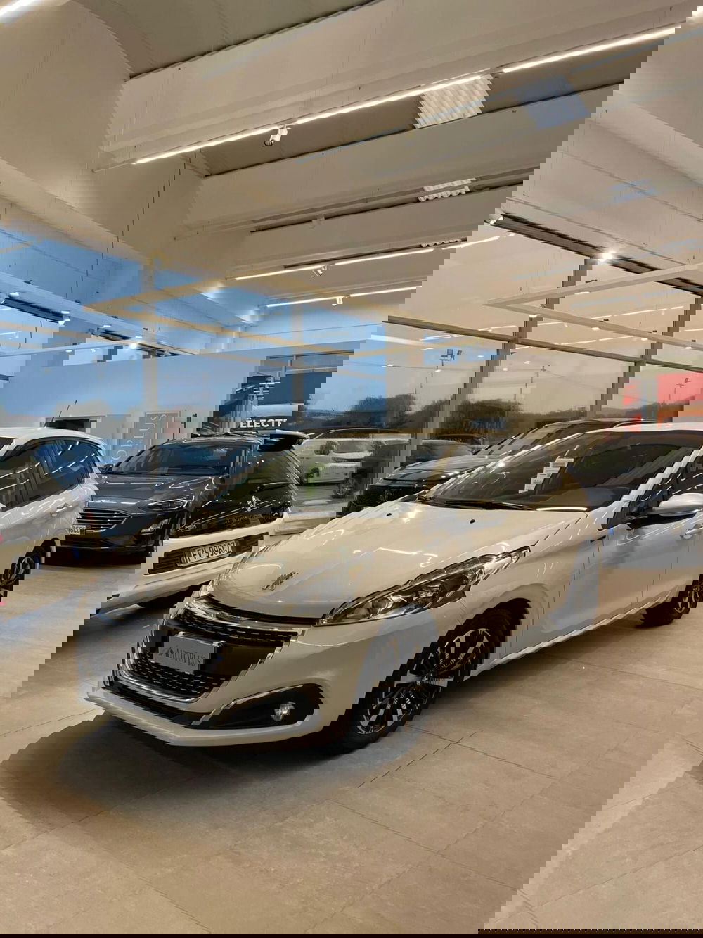 Peugeot 208 usata a Sassari (11)