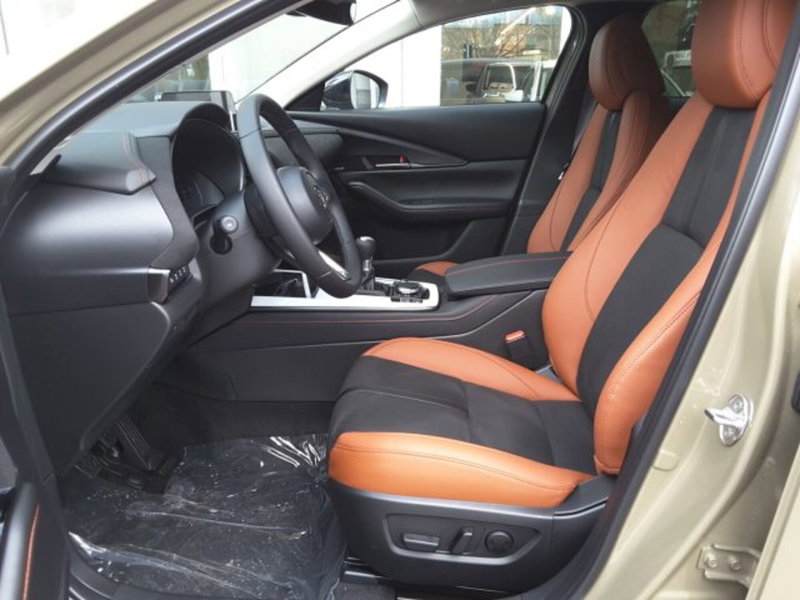Mazda CX-30 nuova a Firenze (6)