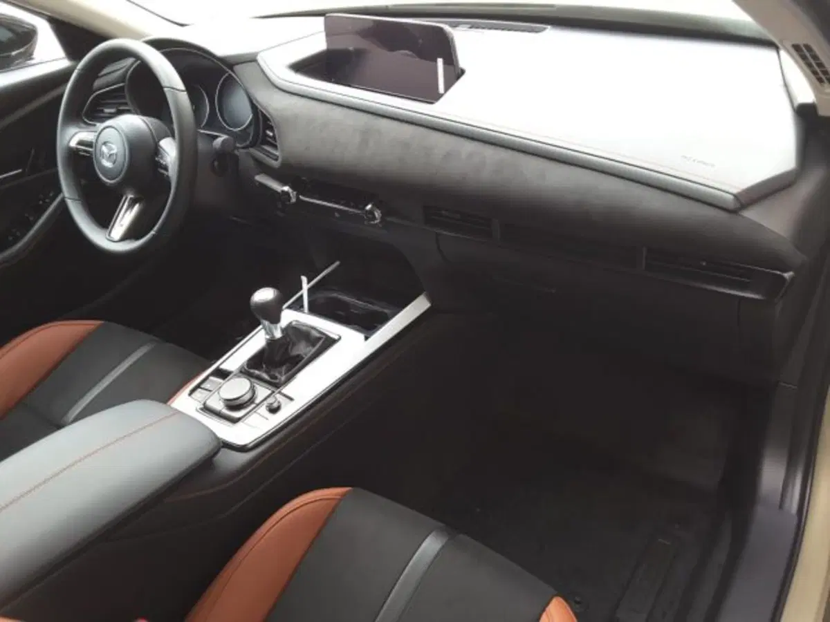 Mazda CX-30 nuova a Firenze (9)