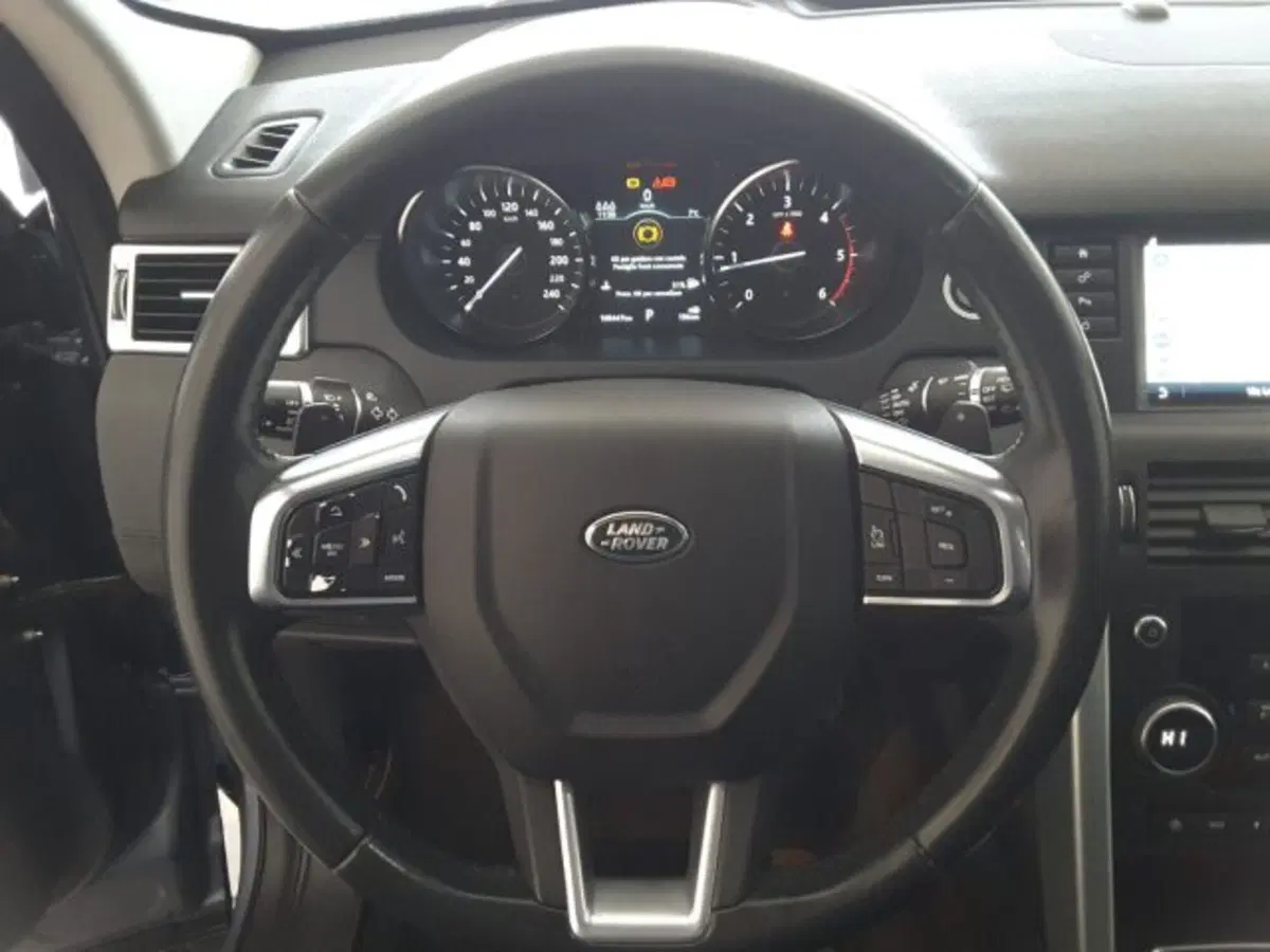 Land Rover Discovery Sport usata a Firenze (7)