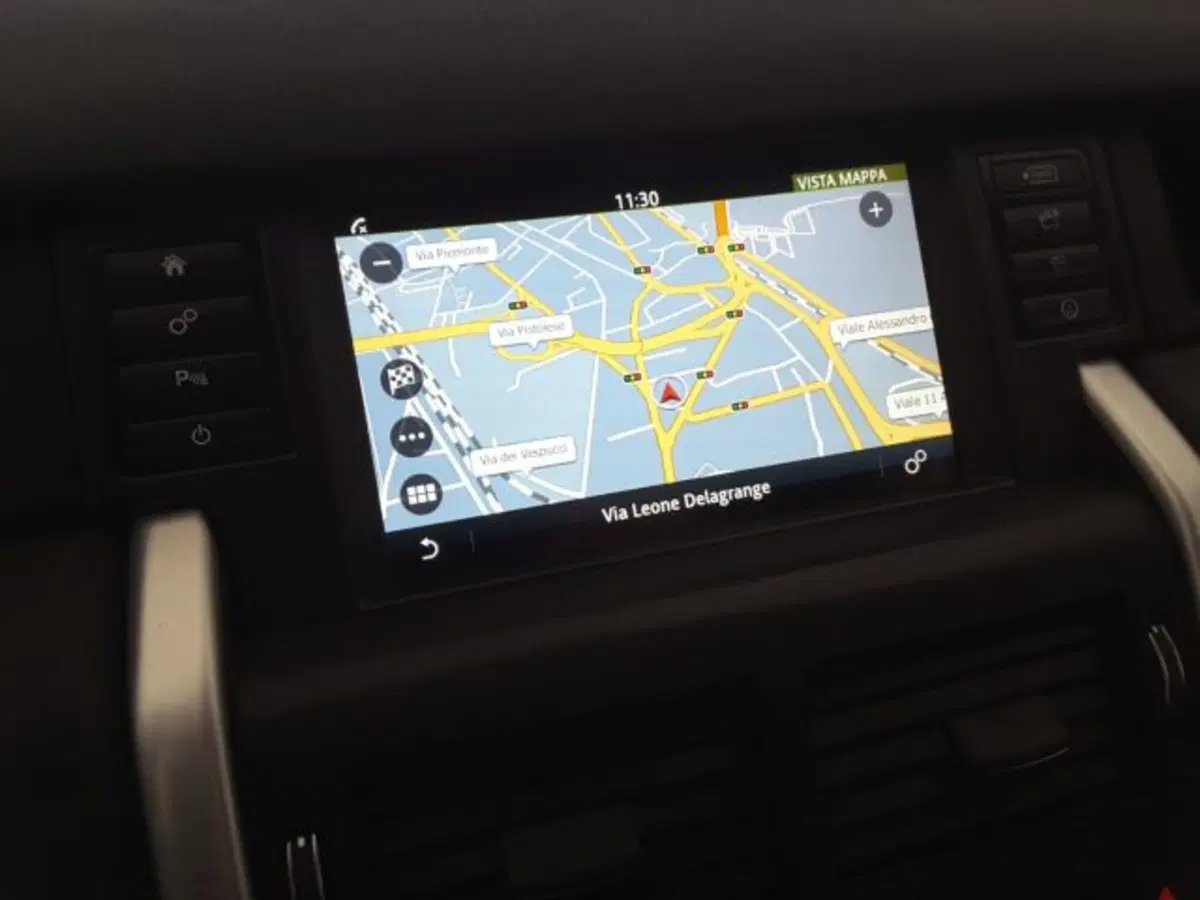Land Rover Discovery Sport usata a Firenze (8)