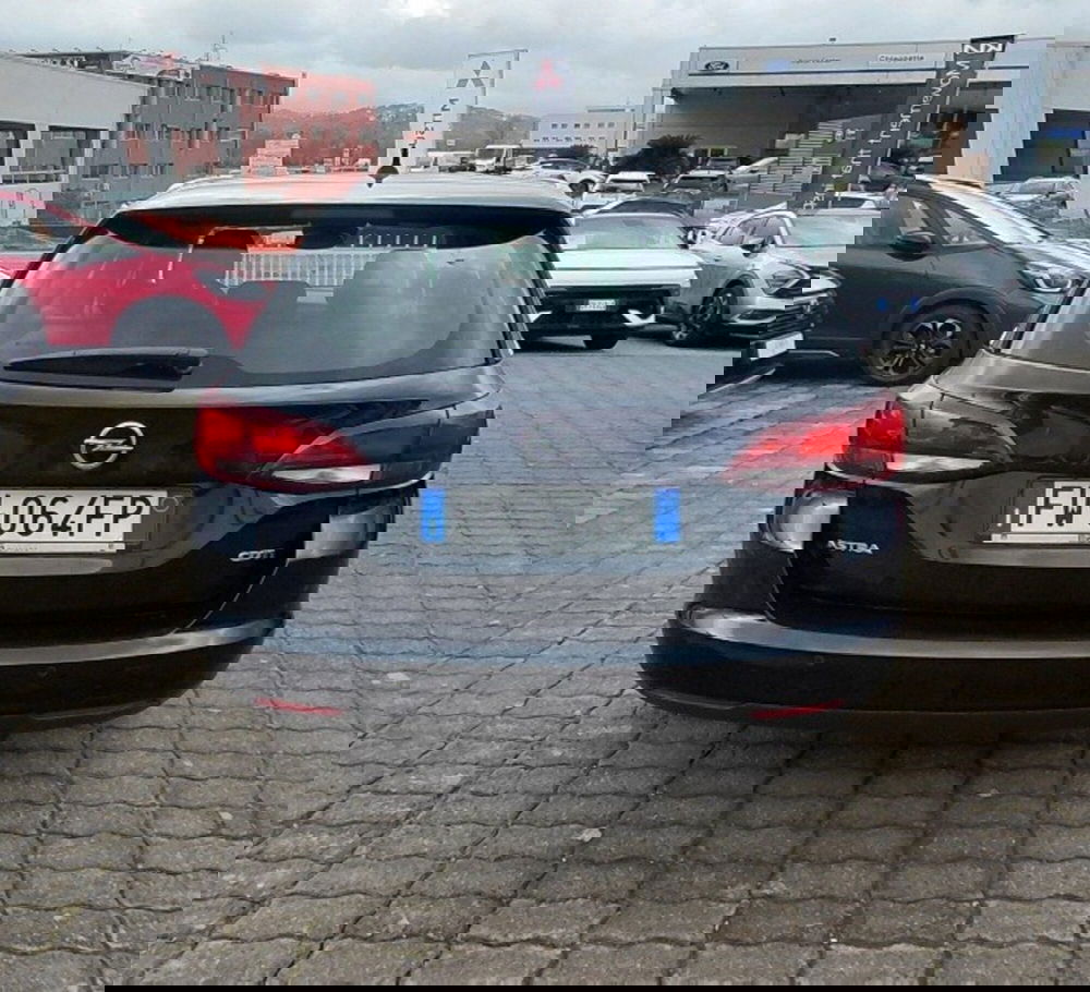 Opel Astra Station Wagon usata a Cosenza (6)