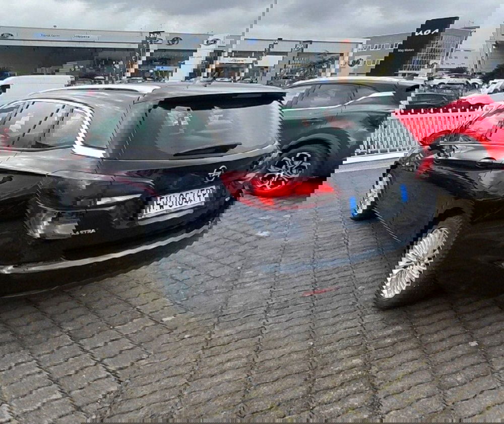 Opel Astra Station Wagon usata a Cosenza (7)