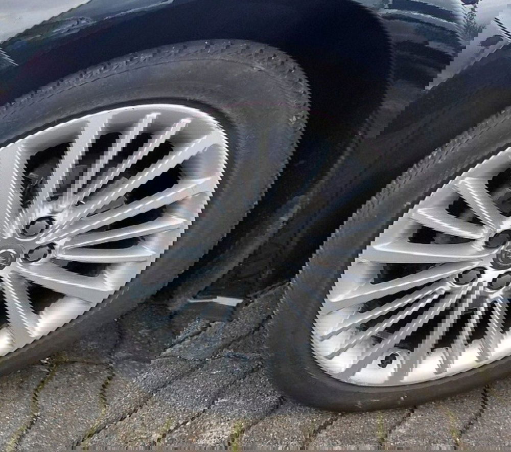 Opel Astra Station Wagon usata a Cosenza (9)