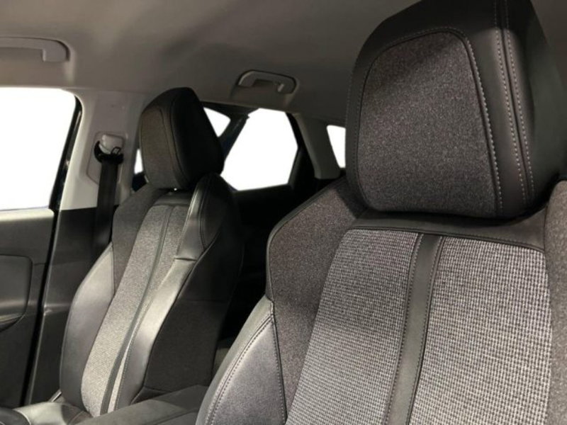 Peugeot 3008 usata a Lecce (14)