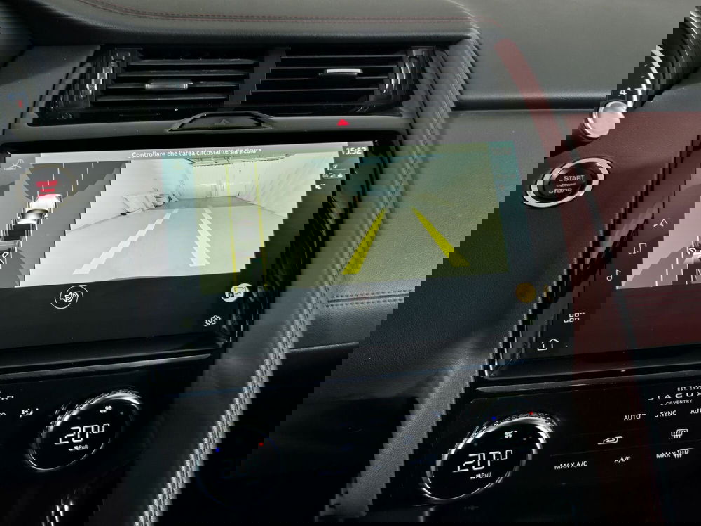 Jaguar E-Pace usata a Alessandria (12)