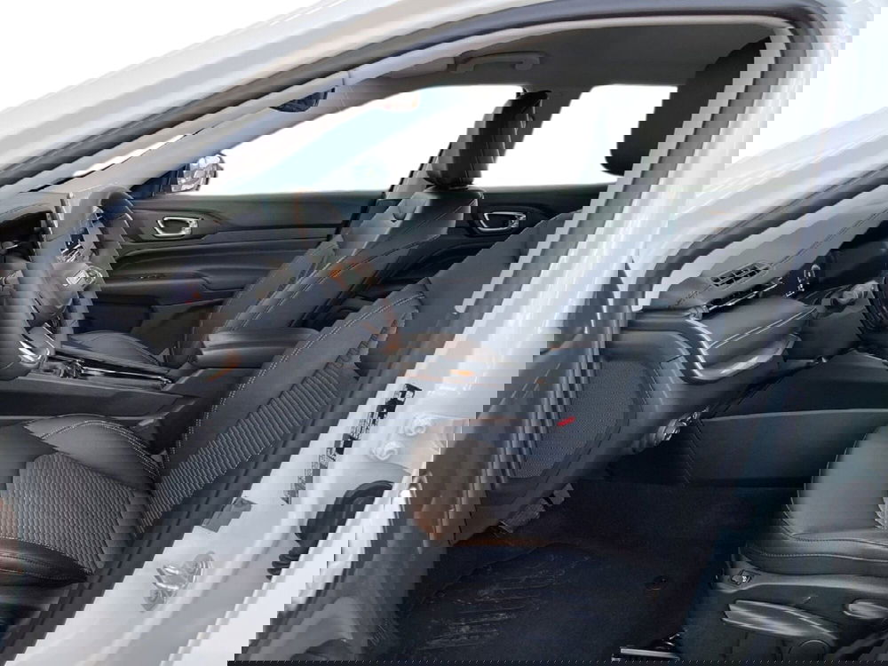 Jeep Compass nuova a Torino (10)