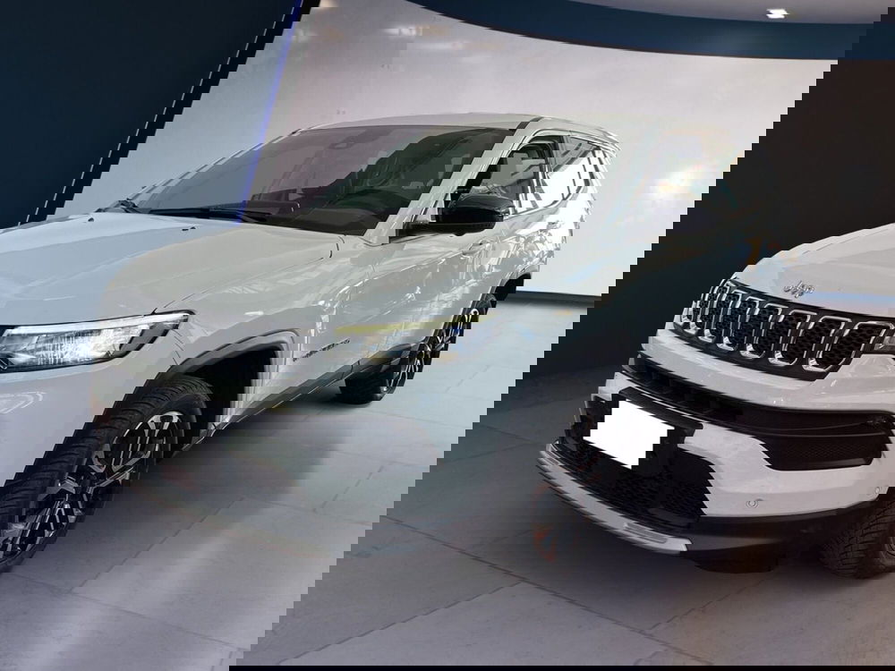 Jeep Compass nuova a Torino (2)