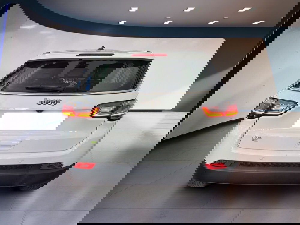 Jeep Compass nuova a Torino (5)