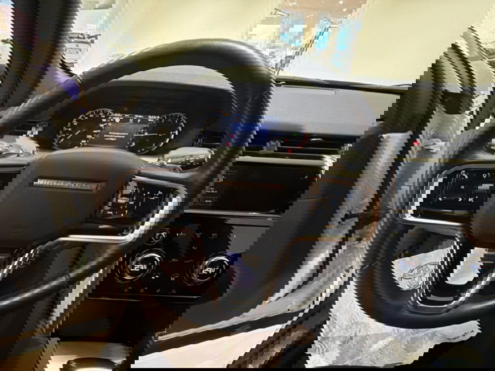 Land Rover Discovery Sport usata a Ragusa (9)