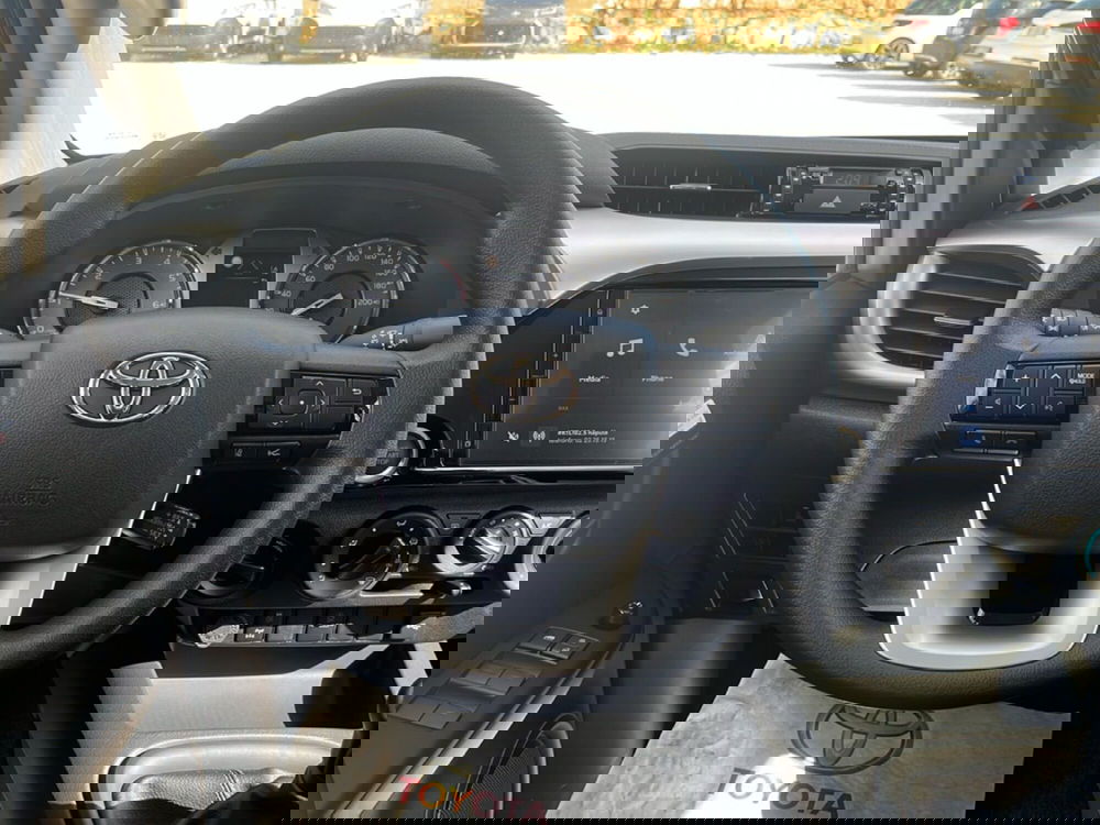 Toyota Hilux nuova a Ragusa (10)